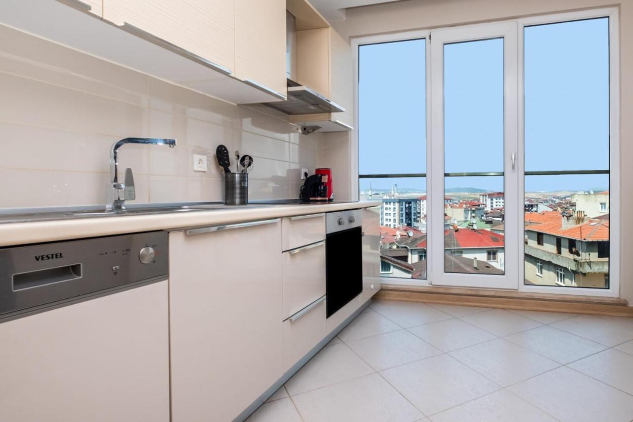 Superb Flat Close To Saw With Shared Pool In Tuzla Appartement