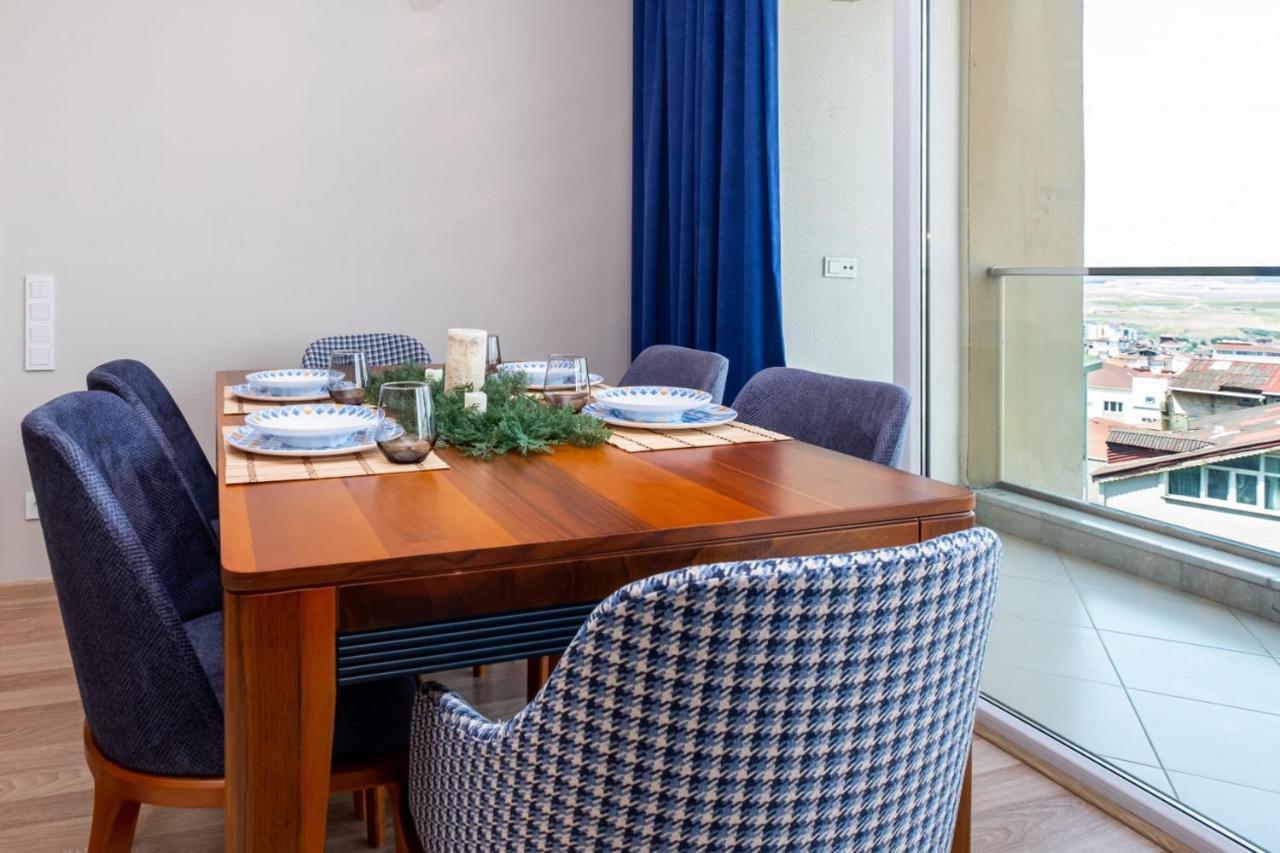 Superb Flat Close To Saw With Shared Pool In Tuzla Appartement *